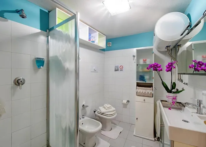 Le Petit Jolie * Lecco